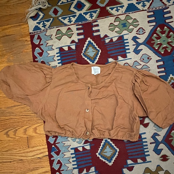 First Rite Button Crop Medium - Picture 2 of 3